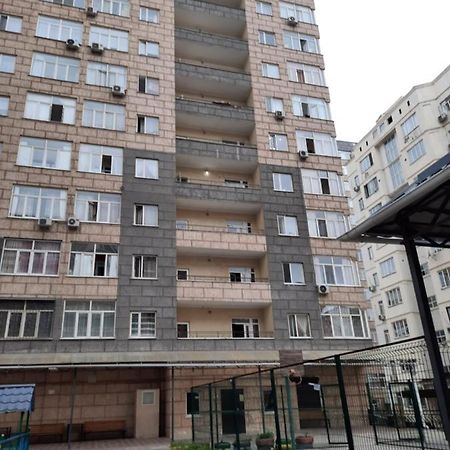 Diplomat Apartments Бішкек Екстер'єр фото