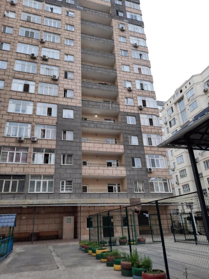 Diplomat Apartments Бішкек Екстер'єр фото