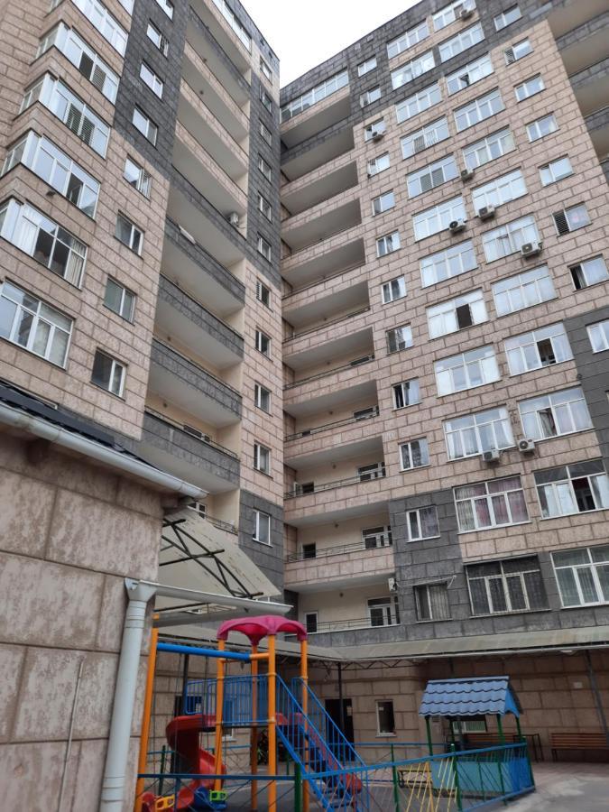 Diplomat Apartments Бішкек Екстер'єр фото